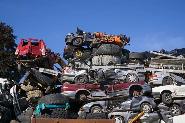 Hurda Araba Fiyatları Serik Çeviker Metal